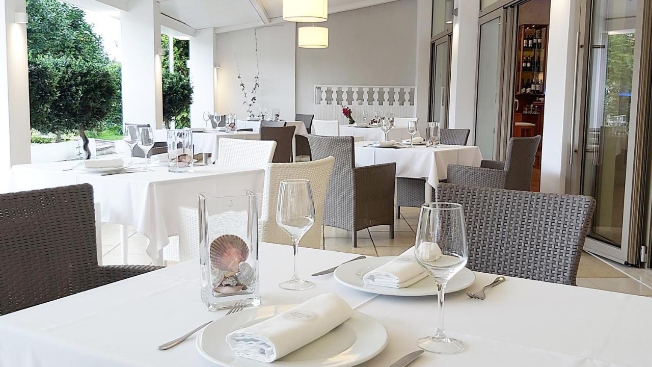 Akrogiali Exclusive Hotel (Adults Only) Polychrono Exterior foto
